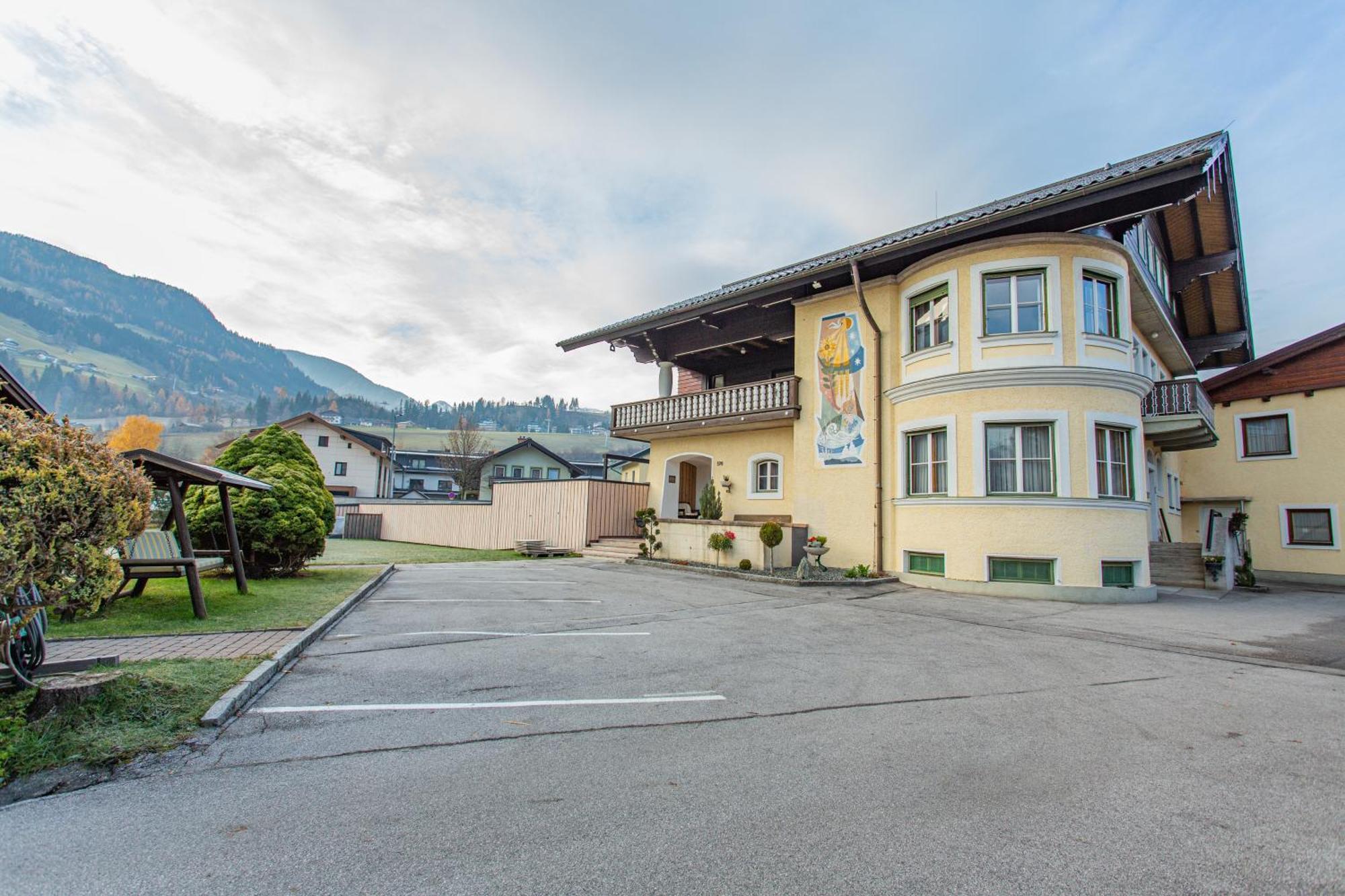 City Life 3 By Alpenidyll Apartments Schladming Ngoại thất bức ảnh
